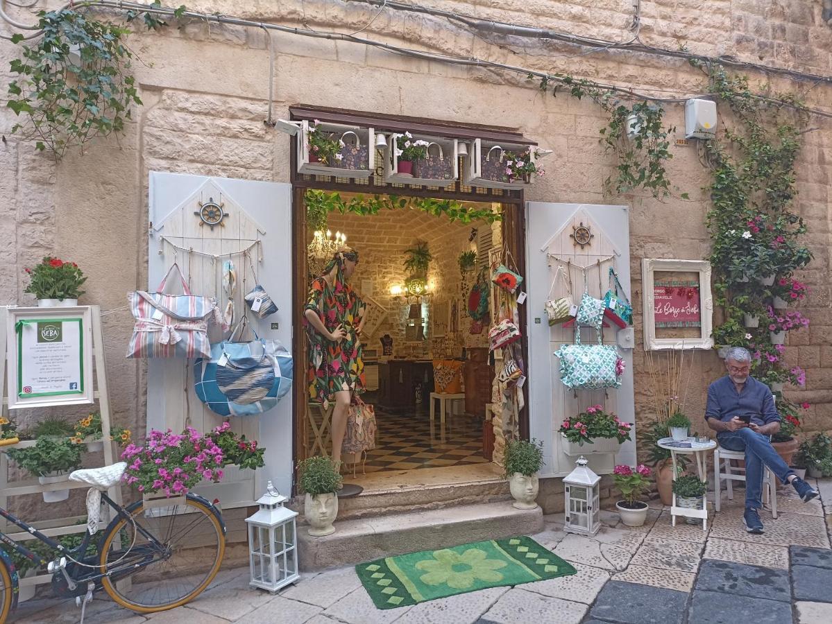 Iris Apartment, Comfort E Stile Nel Cuore Di Bisceglie Dış mekan fotoğraf